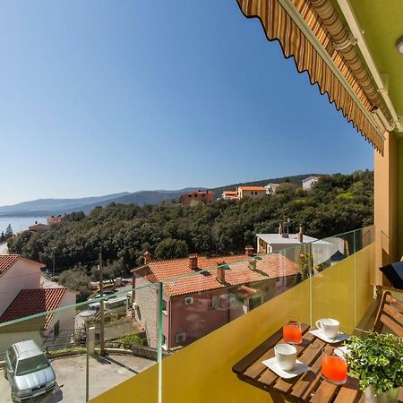 Apartment Dora Rabac Exterior photo
